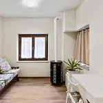 La Petite Maison - Wi-fi, Netflix, Fireplace, 20min To Zoncolan And Sappada - Pet Friendly *