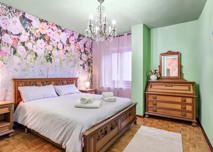 La Petite Maison - Wi-fi, Netflix, Fireplace, 20min To Zoncolan And Sappada - Pet Friendly