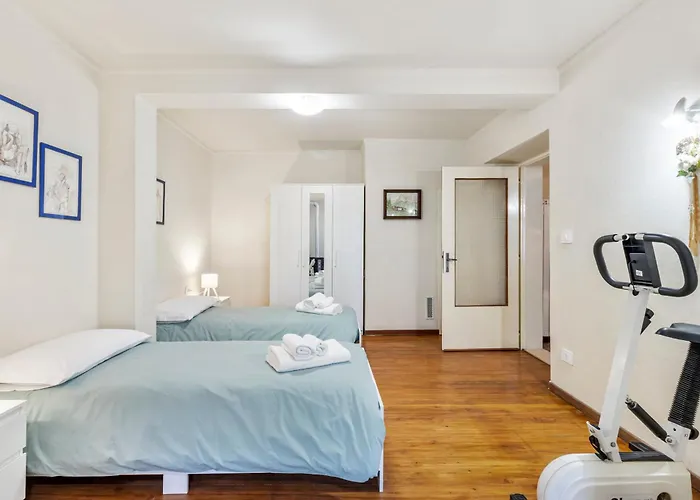 Apartman La Petite Maison - Wi-fi, Netflix, Fireplace, 20min To Zoncolan And Sappada - Pet Friendly *