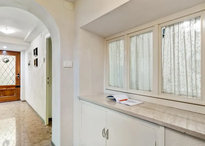 La Petite Maison - Wi-fi, Netflix, Fireplace, 20min To Zoncolan And Sappada - Pet Friendly Rigolato