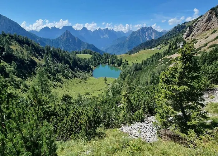 La Petite Maison - Wi-fi, Netflix, Fireplace, 20min To Zoncolan And Sappada - Pet Friendly Apartman